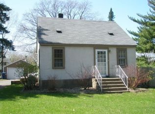 1719 Beaumont St N, Maplewood, MN 55117