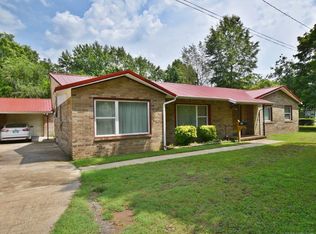 201 N 8th St, Stilwell, OK 74960