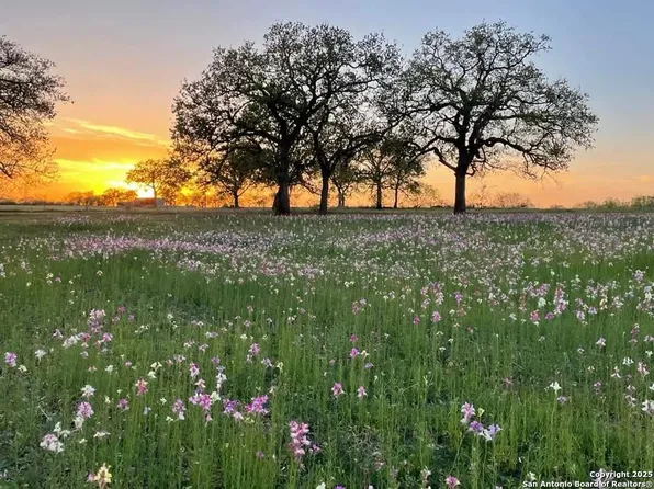 460 WOELKE RD LOT ABS:, Seguin, TX 78155