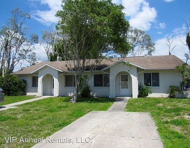 1st image of 17365 W Carnegie Cir