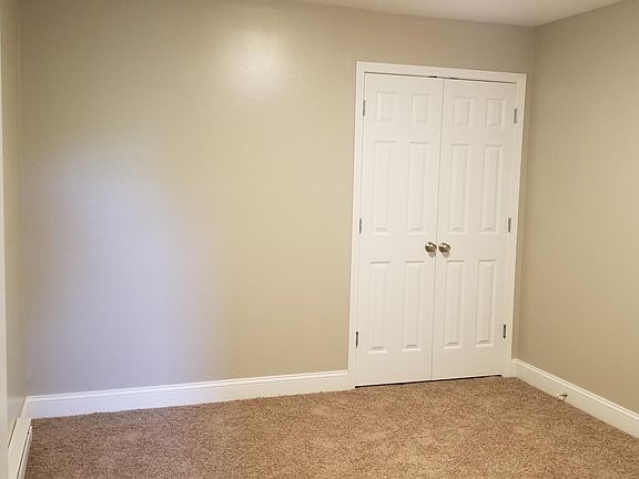 4th image of 405 Norwood Dr APT 12