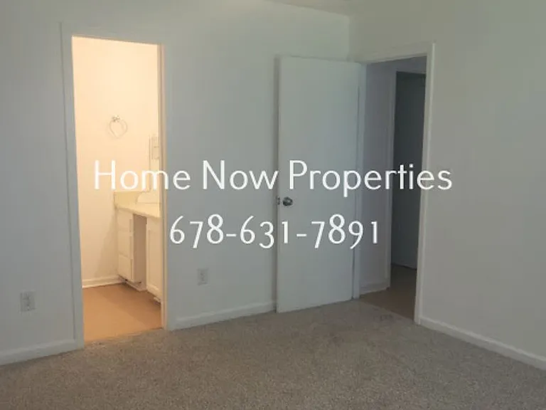 6059 Creekford Dr — Photo 17
