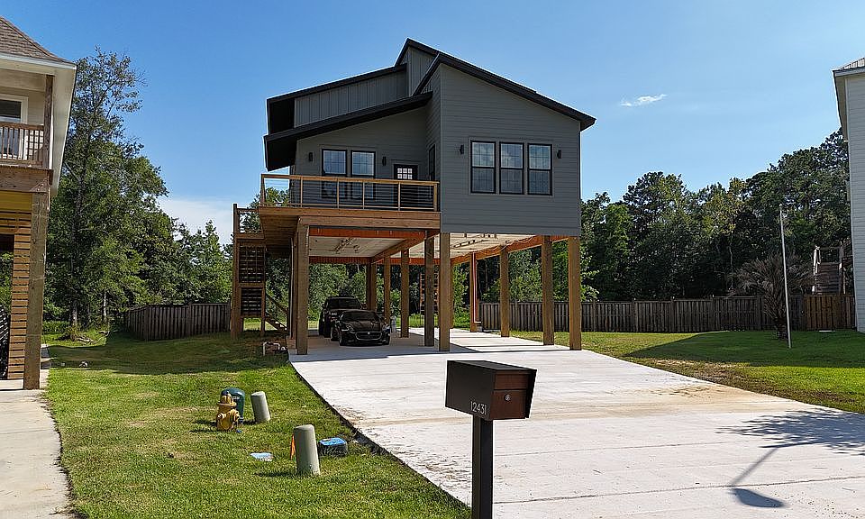 1st image of 12431 Cypress Creek Dr