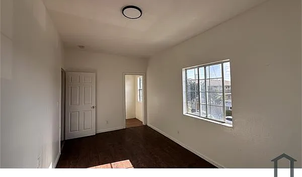 1470 Henderson Ave #B — Photo 3