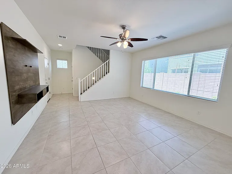 4722 E Tremaine Ave — Photo 16