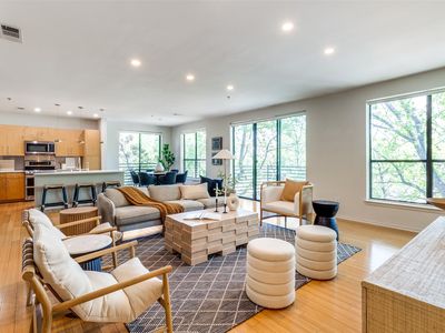 4111 Gilbert Ave APT 212, Dallas, TX, 75219
