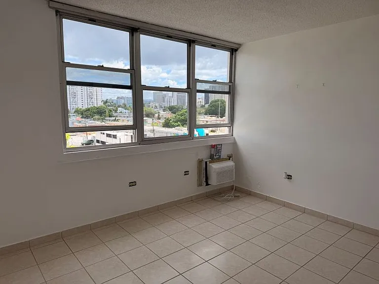 Cond El Aranjuez 121 Fd Roosevelt Ave — Photo 14