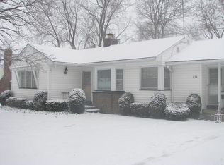 836 Denise Rd, Rochester, NY 14616