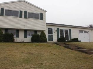 3429 Eastmont Dr, South Bend, IN 46628