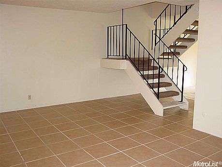 2nd image of 4450 Townehome Dr