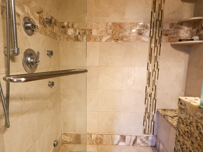 127 Nonantum St #2 — Photo 15