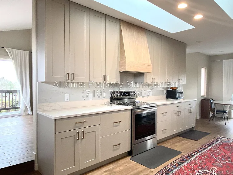 2168 Wildwood Dr — Photo 7