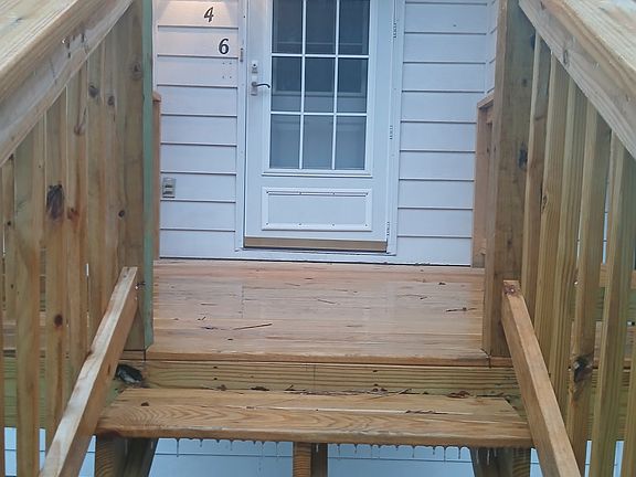 2nd image of 3446 Richmond Dr SE