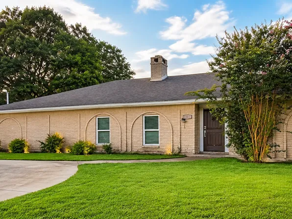 11007 Hillcroft Ave, Houston, TX 77096