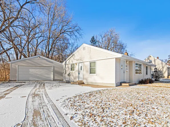 857 Iroquois Ave, Saint Paul, MN 55119