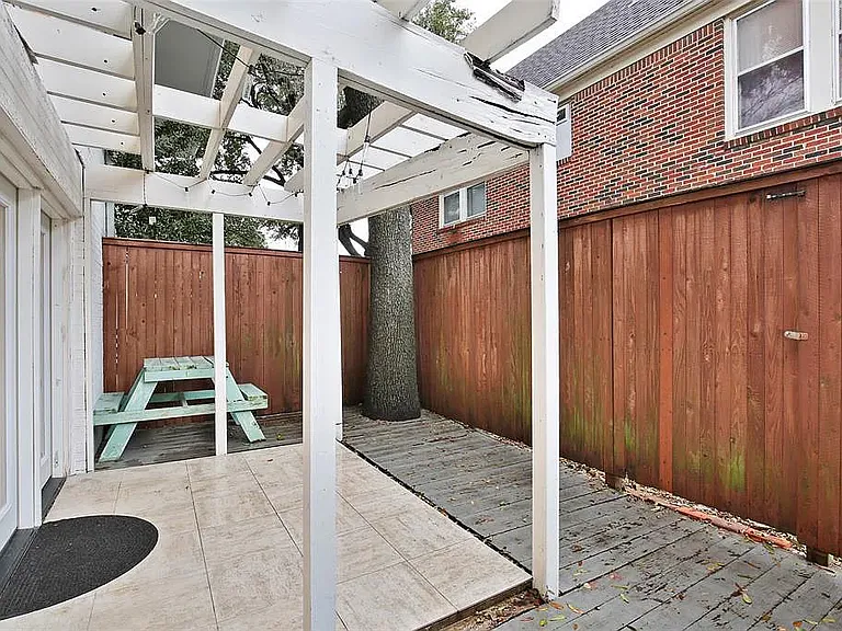 4147 Wycliff Ave — Photo 18