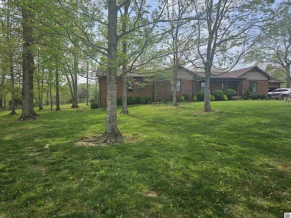 3rd image of 367 Grigsby Ln