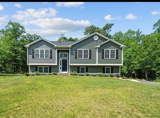 291 Ledge Rd, Coventry, RI 02816