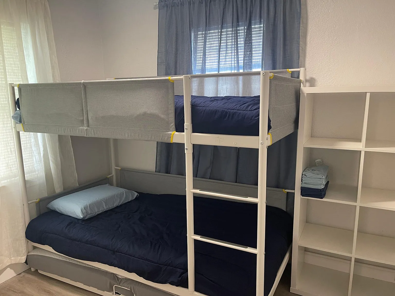 2 bed, 605 sqft, $1,800 — Photo 3