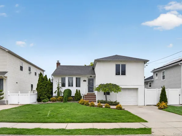 147 New York Avenue, West Hempstead, NY 11552