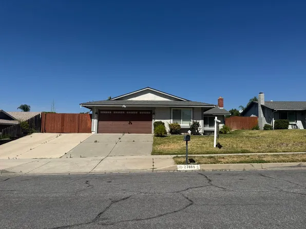 27888 Rainbow Ln, Highland, CA 92346