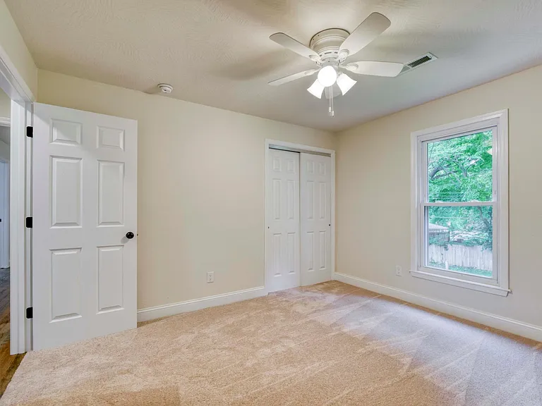 432 E Grayrock Dr — Photo 35