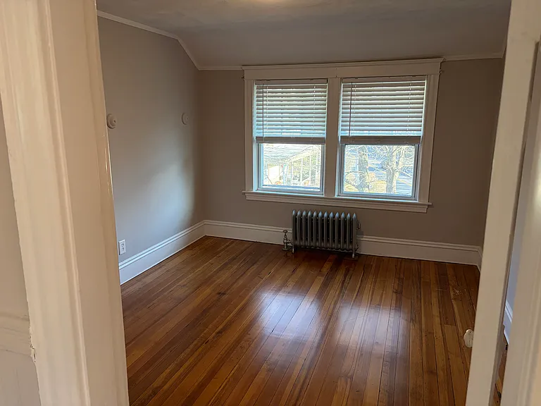 162 Elm St #3 — Photo 9