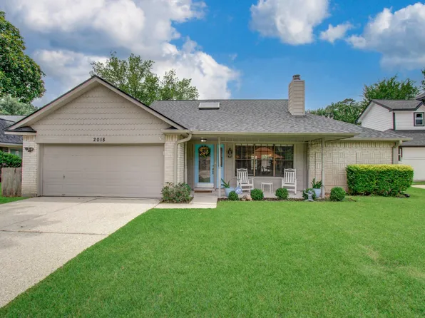 2018 Creston Dr, Spring, TX 77386