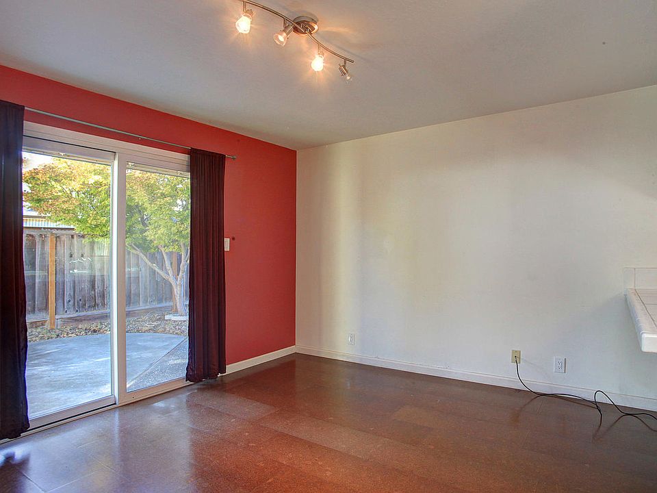 1st image of 34426 Bacon Pl