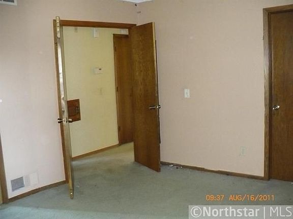 5th image of 2640 78th Ave N