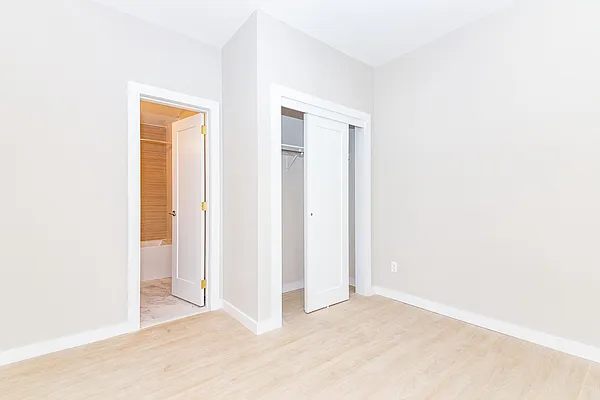 Rented by MySpaceNYC | media 32