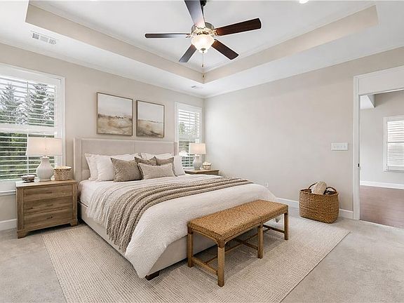 3rd image of 4024 Great Pine Dr