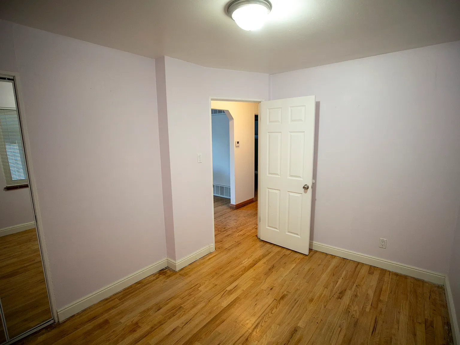 3 bed, 1000 sqft, $2,600 — Photo 4