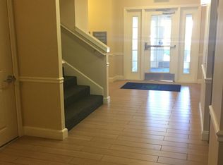 125 Edgemere Rd APT 111A, West Roxbury, MA 02132