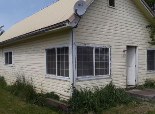 107 N 2nd St, Oakville, WA 98572