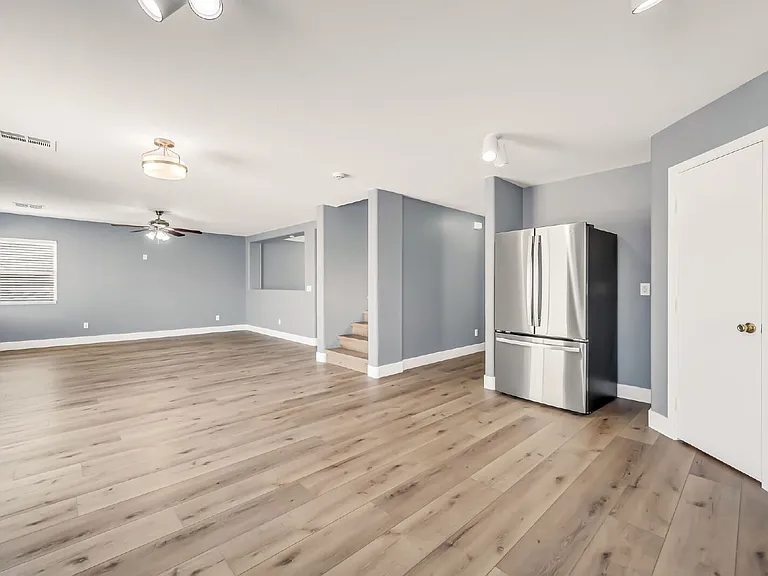 2422 E Olivine Rd — Photo 17