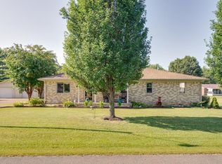 540 Forrest Ave, Hohenwald, TN 38462