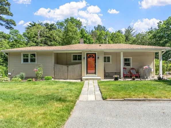 9 River Park Ter, Andover, MA 01810