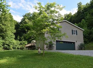 360 Street Rod Ln, Chapmanville, WV 25508