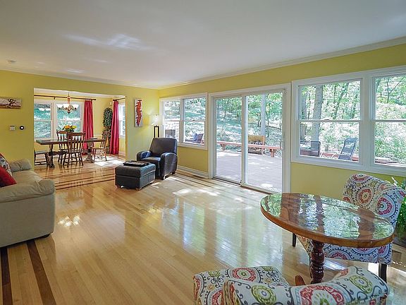 4th image of 5245 Stonehenge Dr