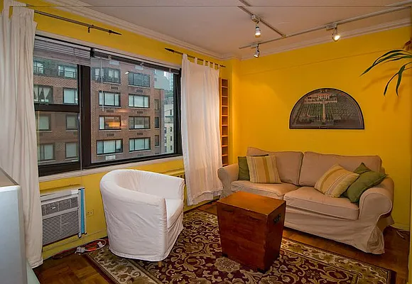 Rented by Sterling Holdings | media 21