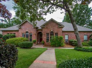 121 Chambord Dr, Maumelle, AR 72113