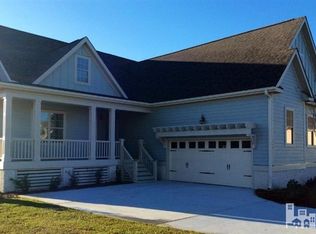 208 S Stargazer Ct, Hampstead, NC 28443