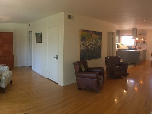 5th image of 3751 Lockland Dr APT A