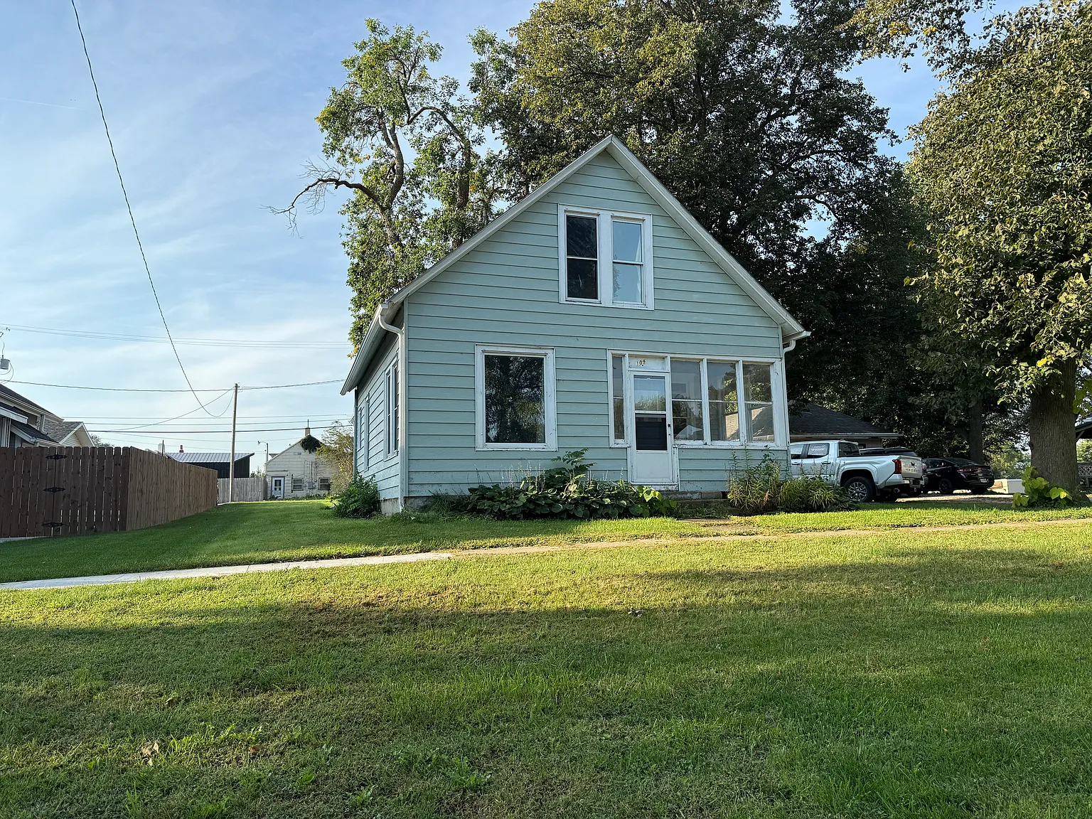 3 bed, 1332 sqft, $1,100 — Photo 1