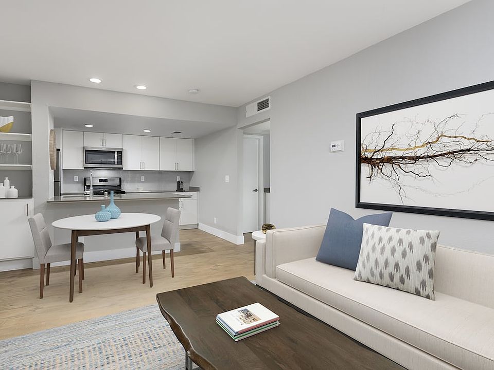 Finish Package II: Living, Dining and Kitchen