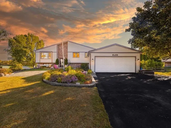 6338 Thicket Ln, Cherry Valley, IL 61016