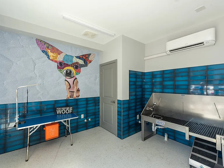 Ellipse Urban Apartments — Photo 6