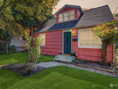 345 NW 48th Street, Seattle, WA, 98107