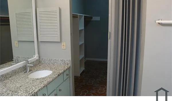 10519 Walnut Glen Dr — Photo 15